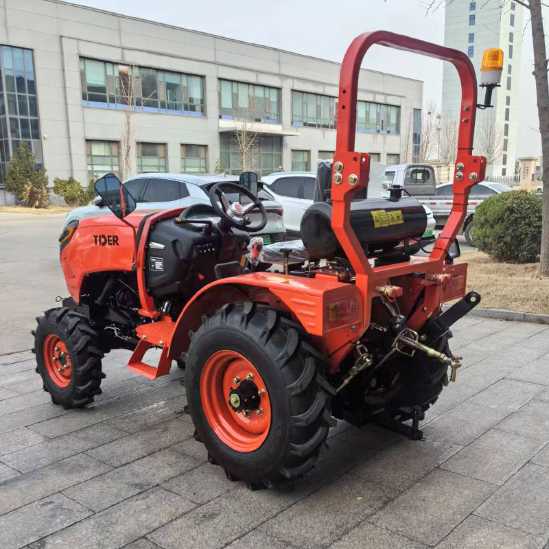 Traktor Kecil 30HP dengan Jarak Bebas Rendah untuk Pertanian Rumah Kaca