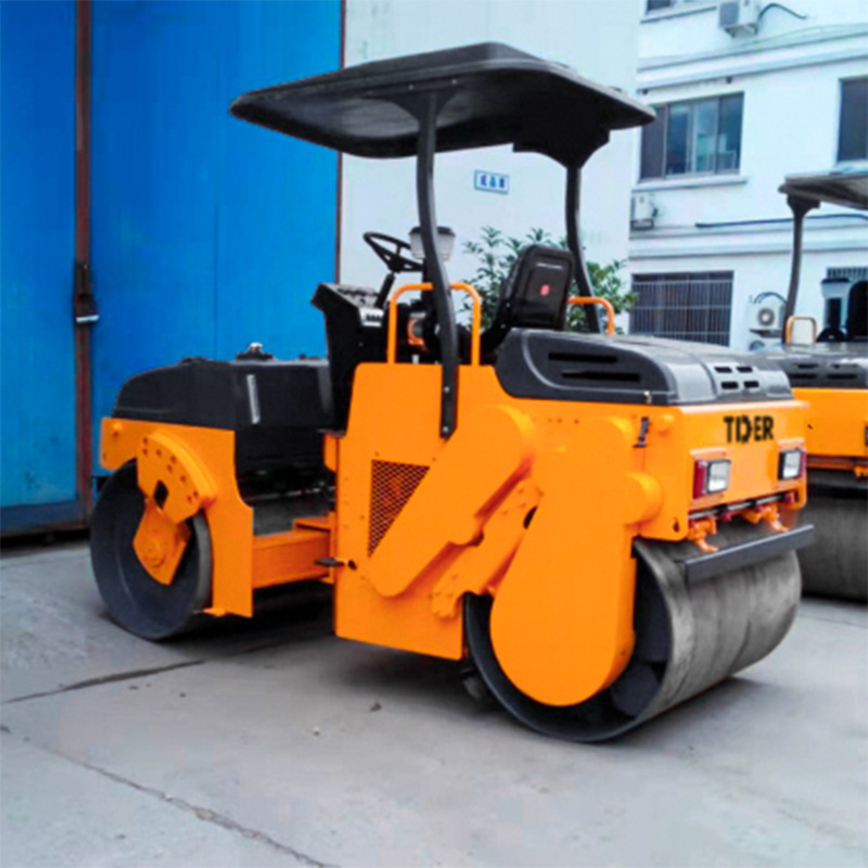 Mesin Pengaspal 4 Ton Dijual dengan Penggerak Mekanis